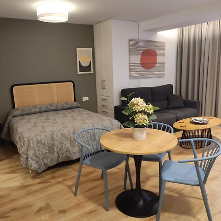 Apartamentos Leonor Málaga Eksteriør bilde