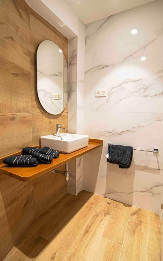 Apartamentos Leonor Málaga Eksteriør bilde