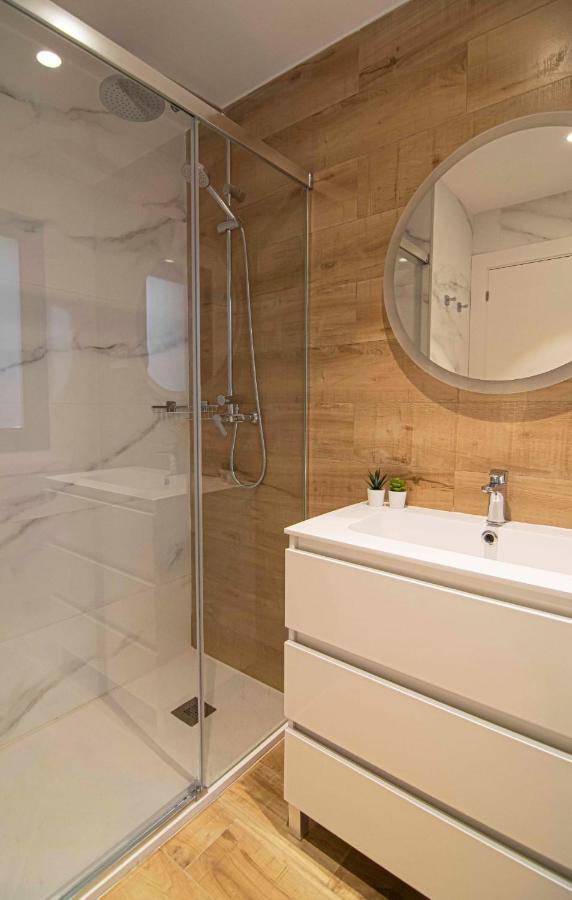 Apartamentos Leonor Málaga Eksteriør bilde