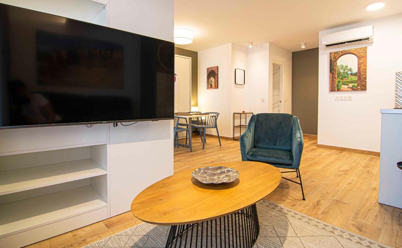 Apartamentos Leonor Málaga Eksteriør bilde