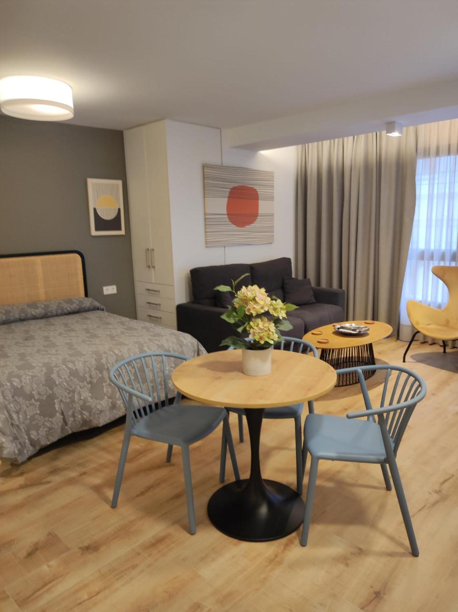 Apartamentos Leonor Málaga Eksteriør bilde