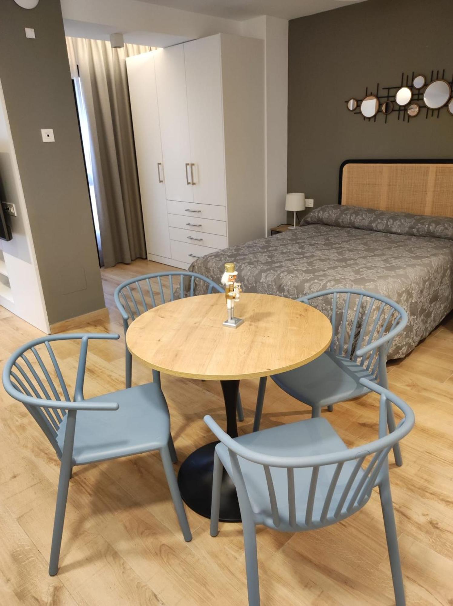 Apartamentos Leonor Málaga Eksteriør bilde